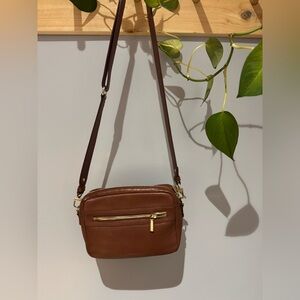 Poppy Barley Leather Crossbody Bag